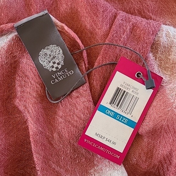 VINCE CAMUTO Lightweight Desert Rose Pashmina Scarf with Fringe - Picture 4 of 8